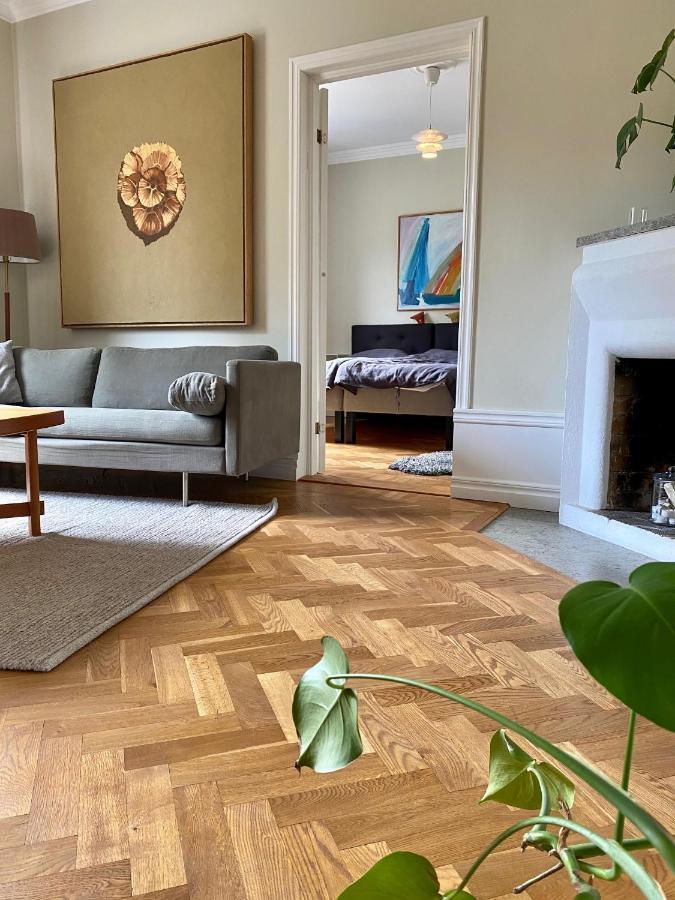 Skoena Hoenor Apartments Висбю Экстерьер фото
